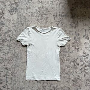 SKIMS smoothing seamless